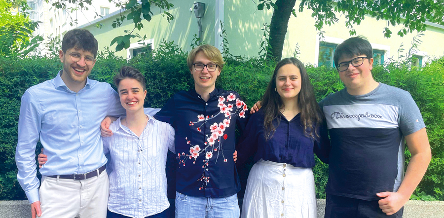 Das Team für die UNI WM in China