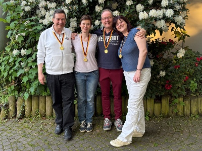 Gold geht an das Team Mixtakes