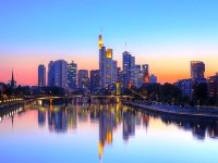 Frankfurter Skyline - Autor 123RF - sborisov