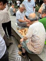 Spielen gehört zum öffentlichen Leben in den Straßen